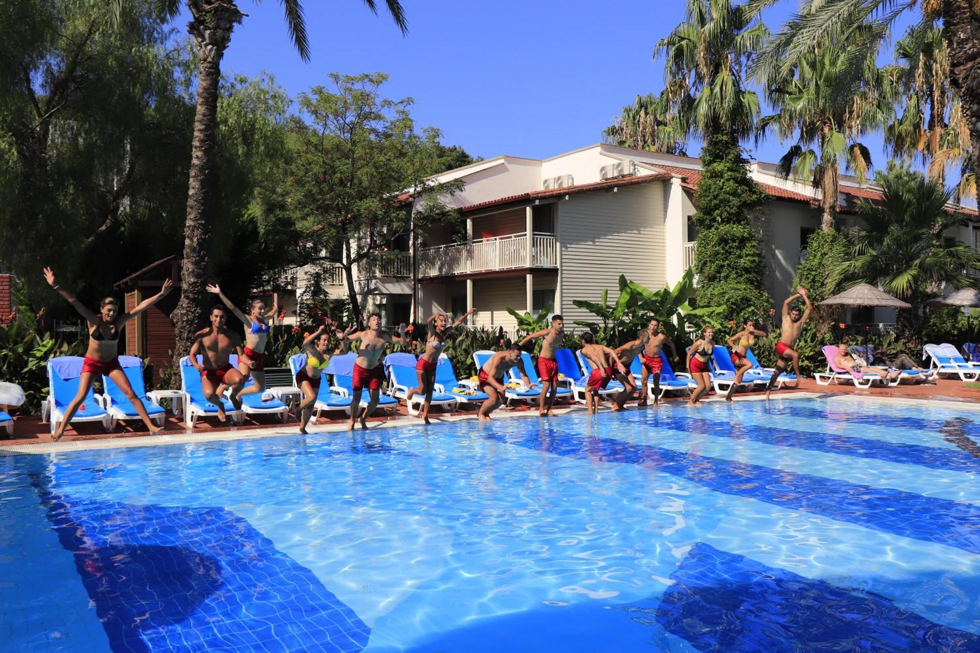 Aqua Fantasy Aquapark & 5* Kuşadası